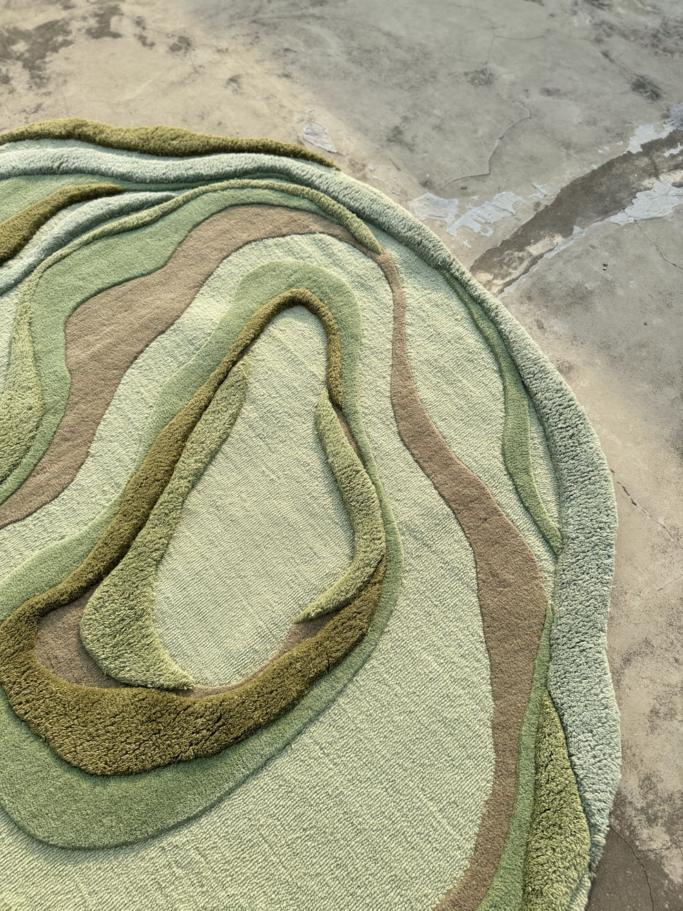 Olive Green Irrgeular Shape Hand Tufted Rug