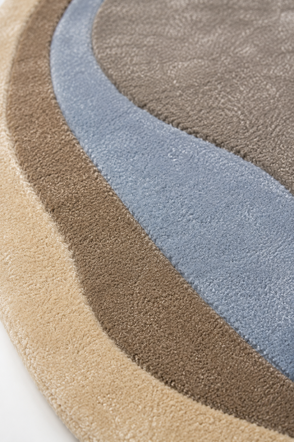 Close-up texture detail of Azure Oasis luxury rug showcasing soft pile texture, contour design and premium craftsmanship.